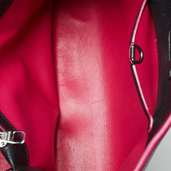 Louis Vuitton Cobalt Taurillon Leather Capucines MM Bag - Picture 7 of 12